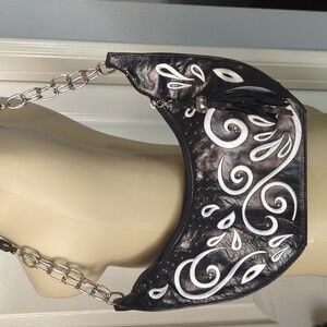 Black and White ( New ) Embroidered Shoulder Bag